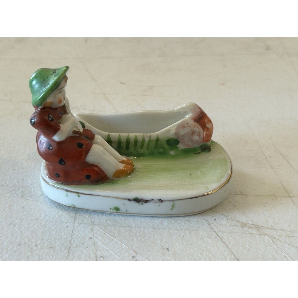Vintage Occupied Japan Girl Figurine Place Card Holder Hand Painted Porcelain
